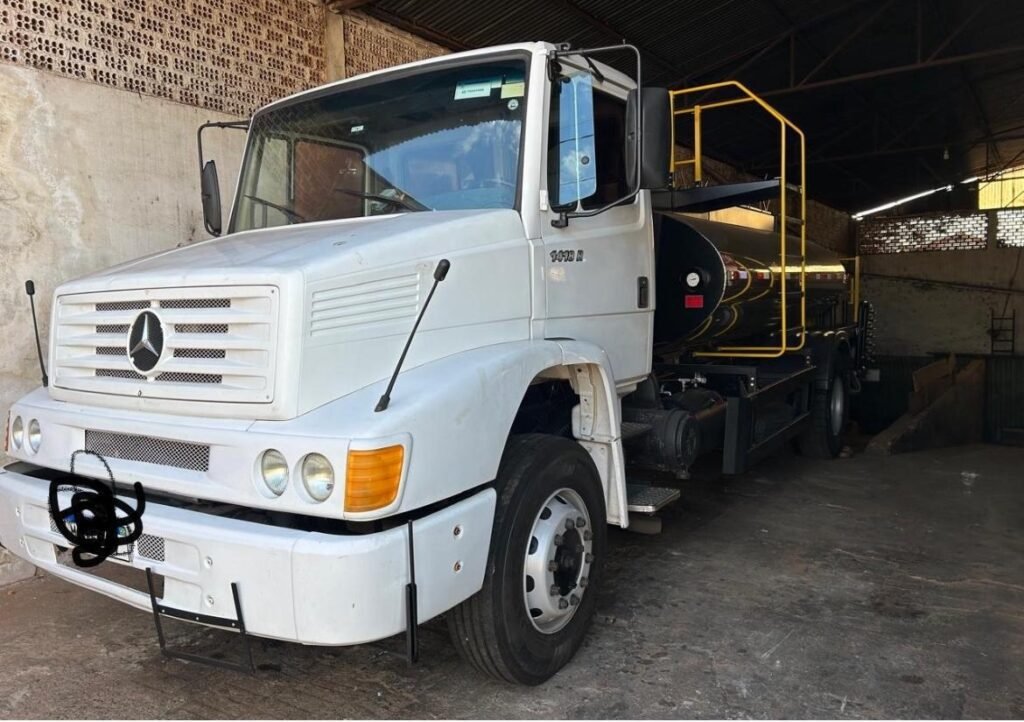Caminhão Mercedes Benz 1418 ano 2001 – Rodorental Máquinas Pesadas ...