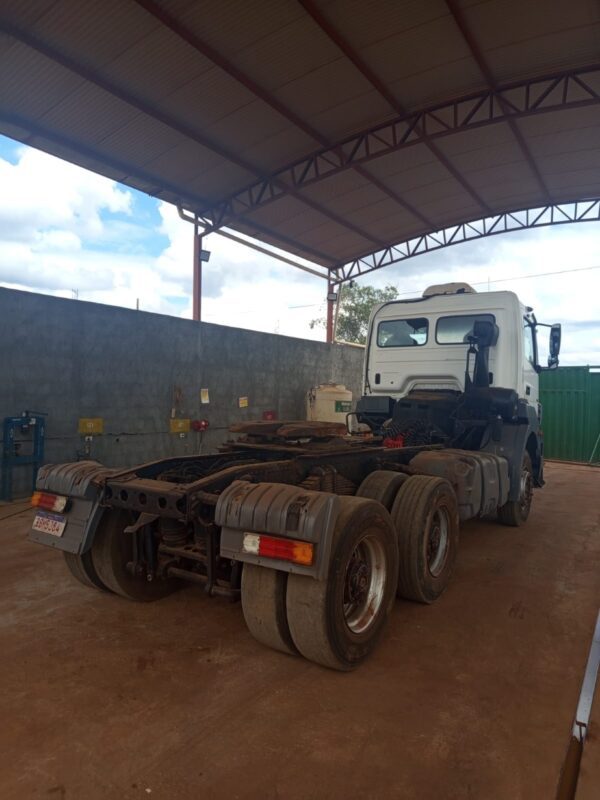 Caminhão Mercedes Benz Axor 3344 ano 2017 - Imagem 12