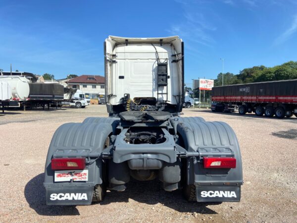 Caminhão Scania R480 6x4 - Imagem 3