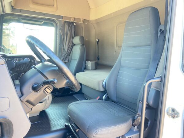 Caminhão Scania R480 6x4 - Imagem 10