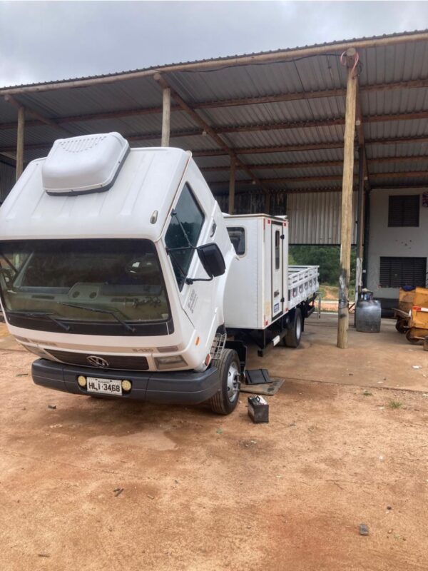 Caminhão Volkswagen 8.120 ano 2011 - Imagem 4
