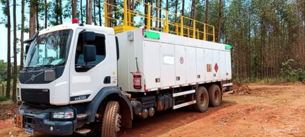 Caminhão Volvo VMX 290 ano 2024