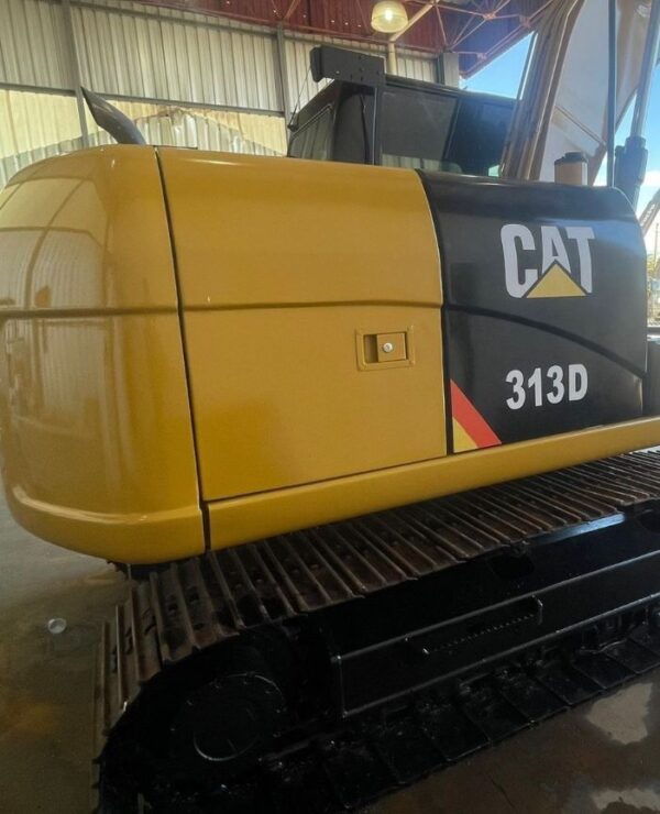 Escavadeira Caterpillar 313D ano 2018 - Imagem 2