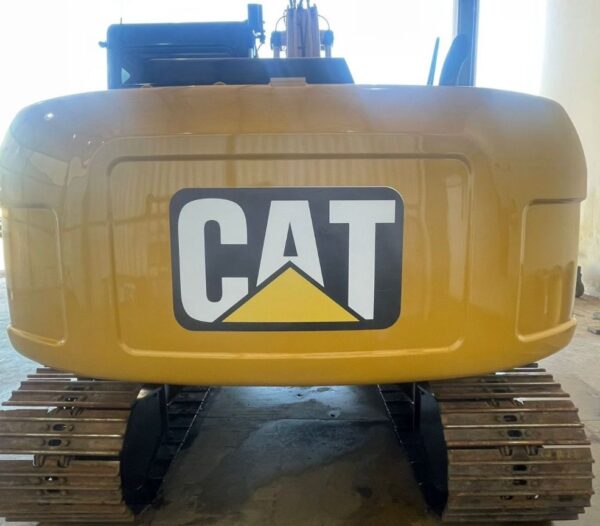Escavadeira Caterpillar 313D ano 2018 - Imagem 3