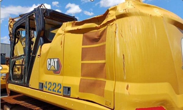Escavadeira Caterpillar 320 ano 2020 - Imagem 3