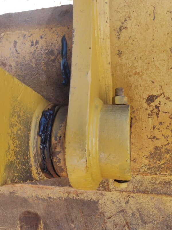 Escavadeira Caterpillar 330CLME ano 2003 - Imagem 6