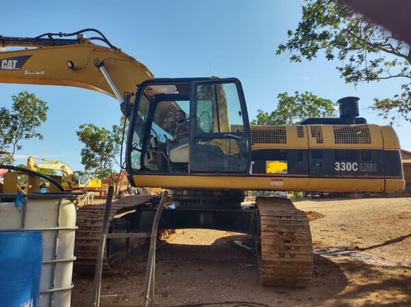 Escavadeira Caterpillar 330CLME ano 2003 - Imagem 3