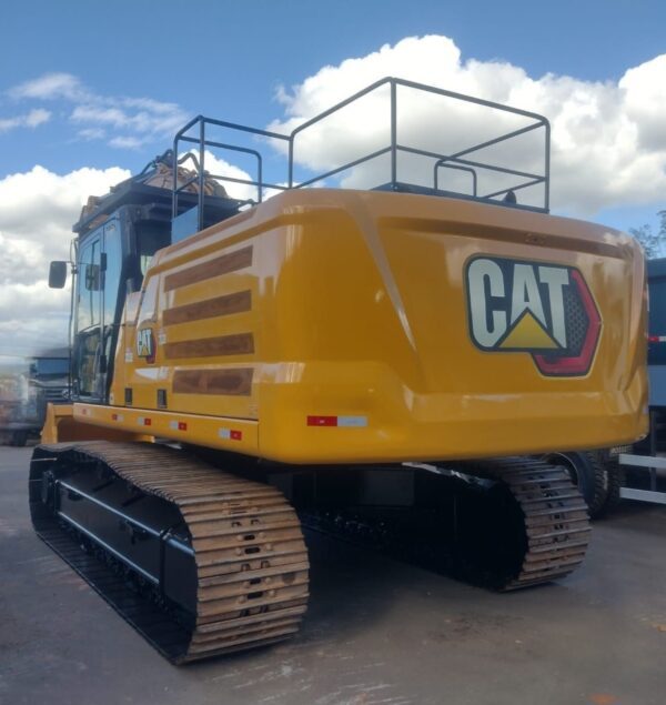 Escavadeira Caterpillar 336 ano 2021 - Imagem 6