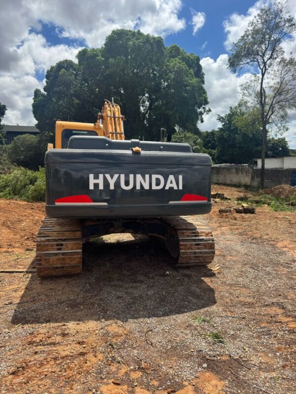 Escavadeira Hyundai R220LC-9 ano 2014 - Imagem 6