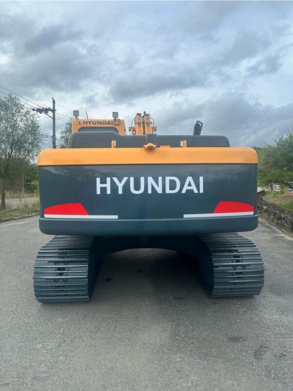 Escavadeira Hyundai R220LC-9S ano 2012 - Imagem 2