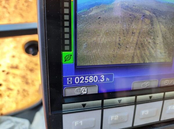 Escavadeira Komatsu PC 210 ano 2023 - Imagem 4