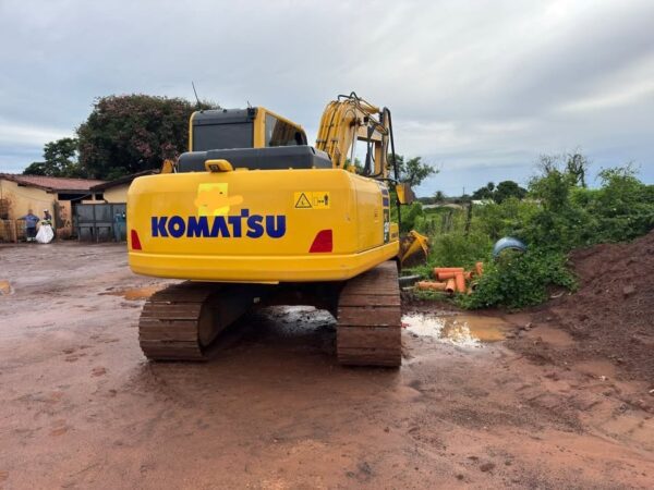 Escavadeira Komatsu PC130 ano 2024 - Imagem 2