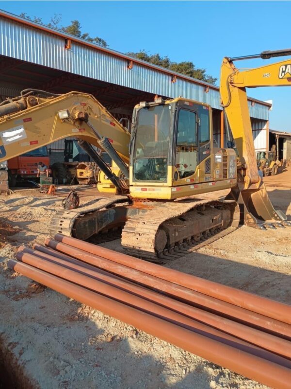 Escavadeira Komatsu PC160 ano 2013 - Imagem 4