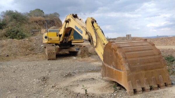 Escavadeira Komatsu PC350 ano 2013 - Imagem 4