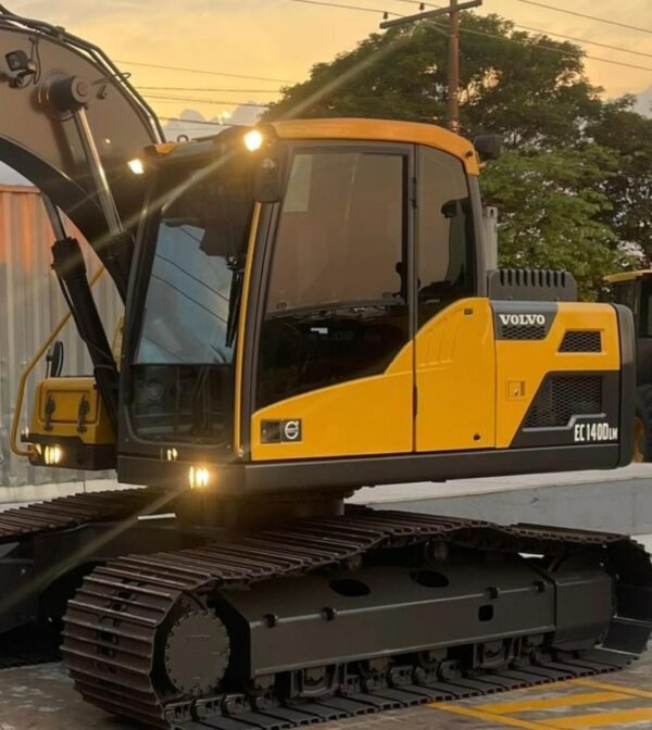 Escavadeira Volvo EC140DLM ano 2021