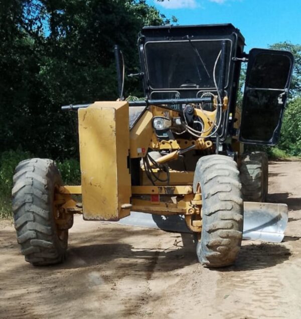 Motoniveladora Caterpillar 120 ano 2020