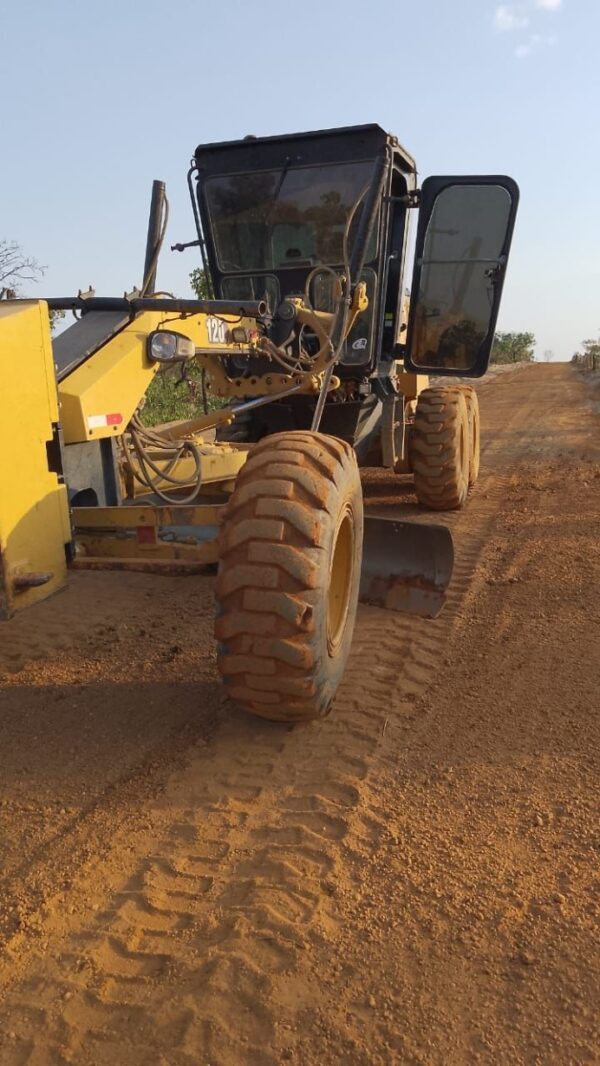 Motoniveladora Caterpillar 120 ano 2020 - Imagem 2