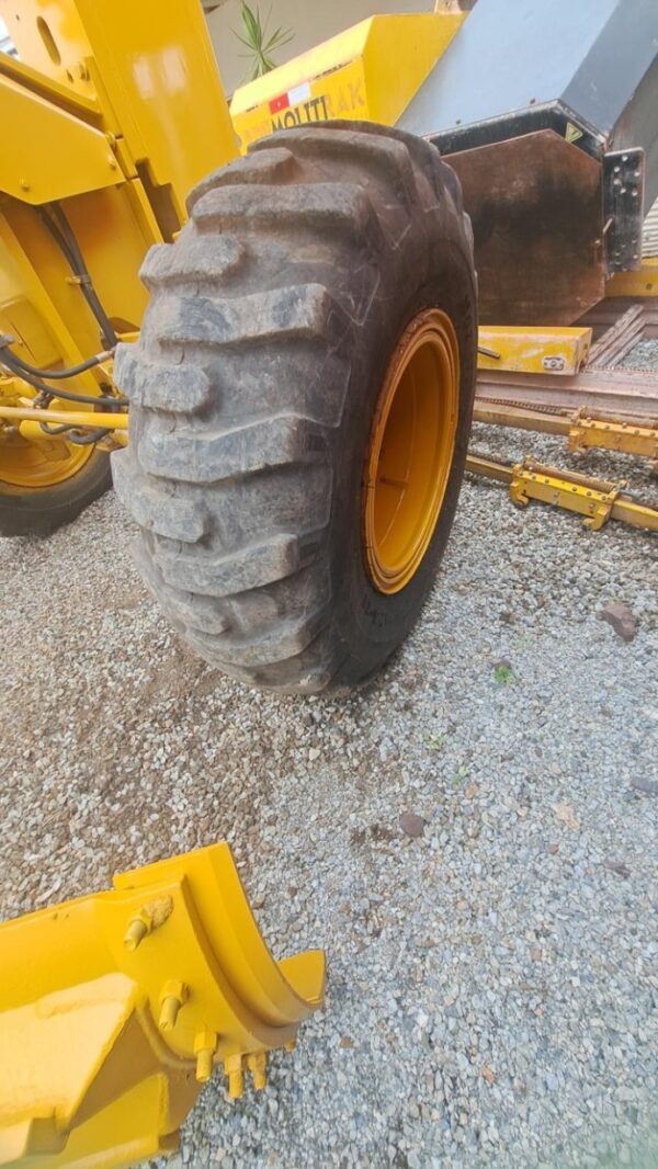 Motoniveladora Caterpillar 140K ano 2014 - Imagem 3