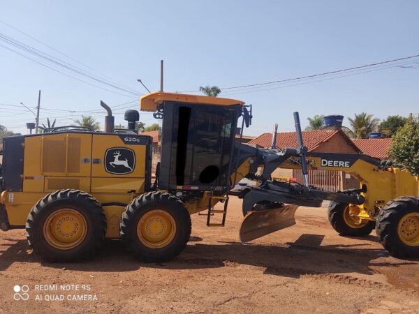 Motoniveladora John Deere 620G ano 2022