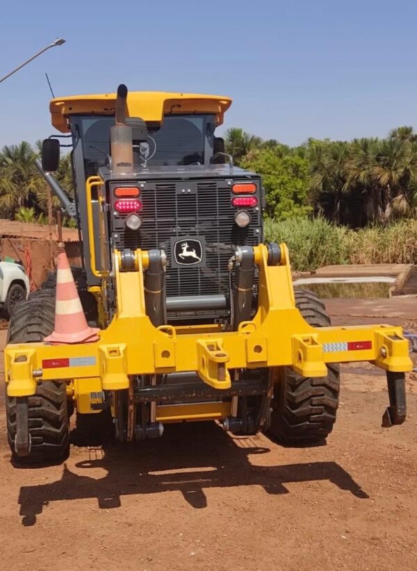 Motoniveladora John Deere 620G ano 2022 - Imagem 6