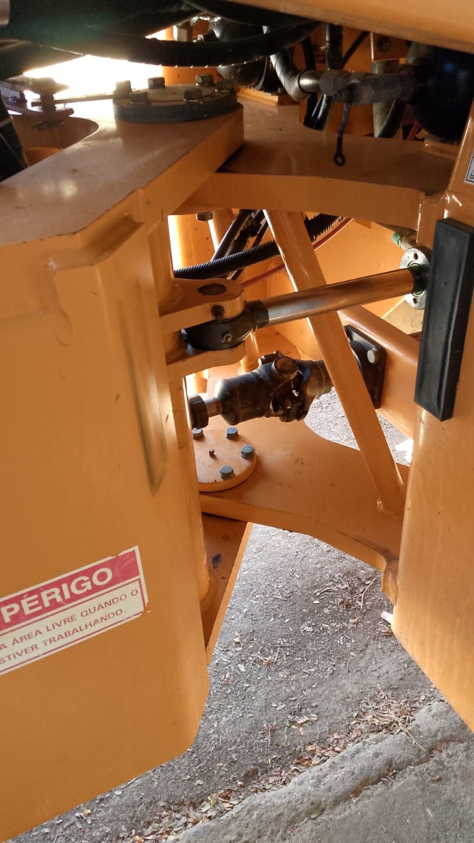 Pá Carregadeira Case W20E ano 2012 - Imagem 6