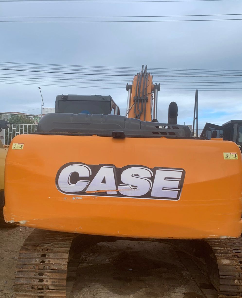ESCAVADEIRA CASE CX220B – OPORTUNIDADE - Imagem 3