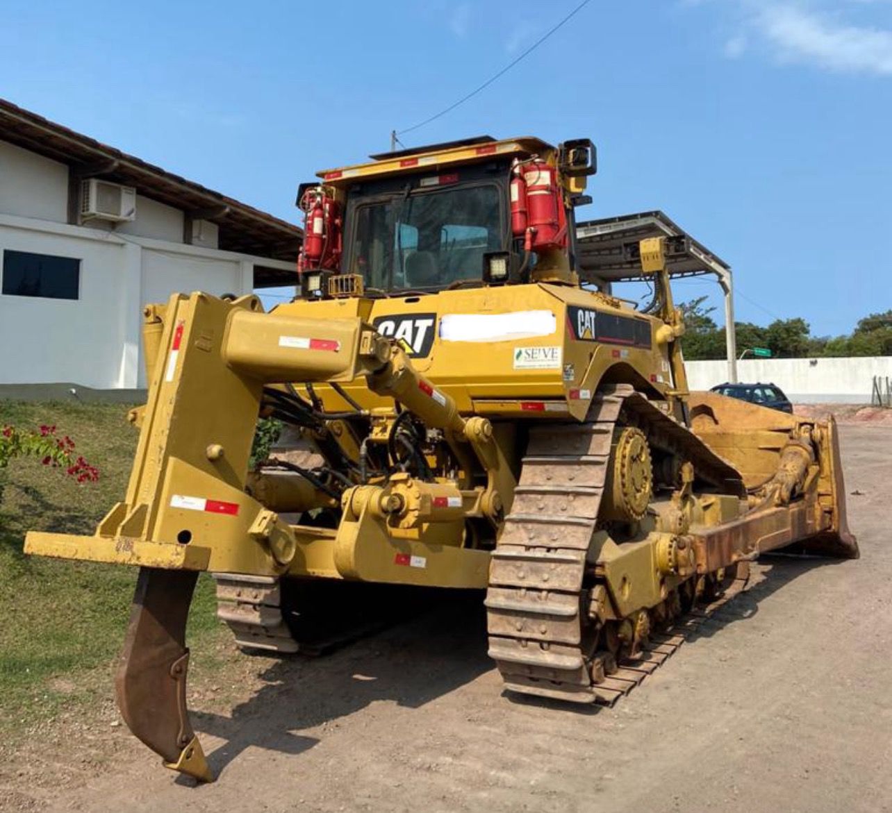 TRATOR DE ESTEIRAS CATERPILLAR D8T - Imagem 4