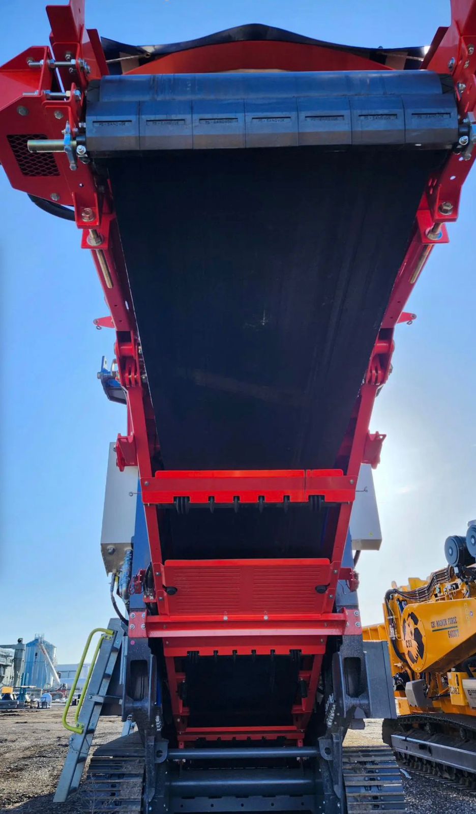 BRITADOR DE MANDÍBULAS SANDVIK QJ341 – ANO 2025 - Imagem 6