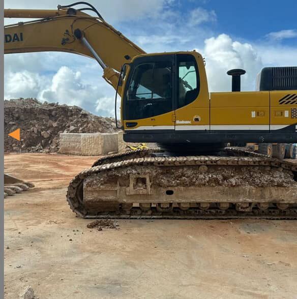 HYUNDAI R520LC – 2013 - Imagem 7