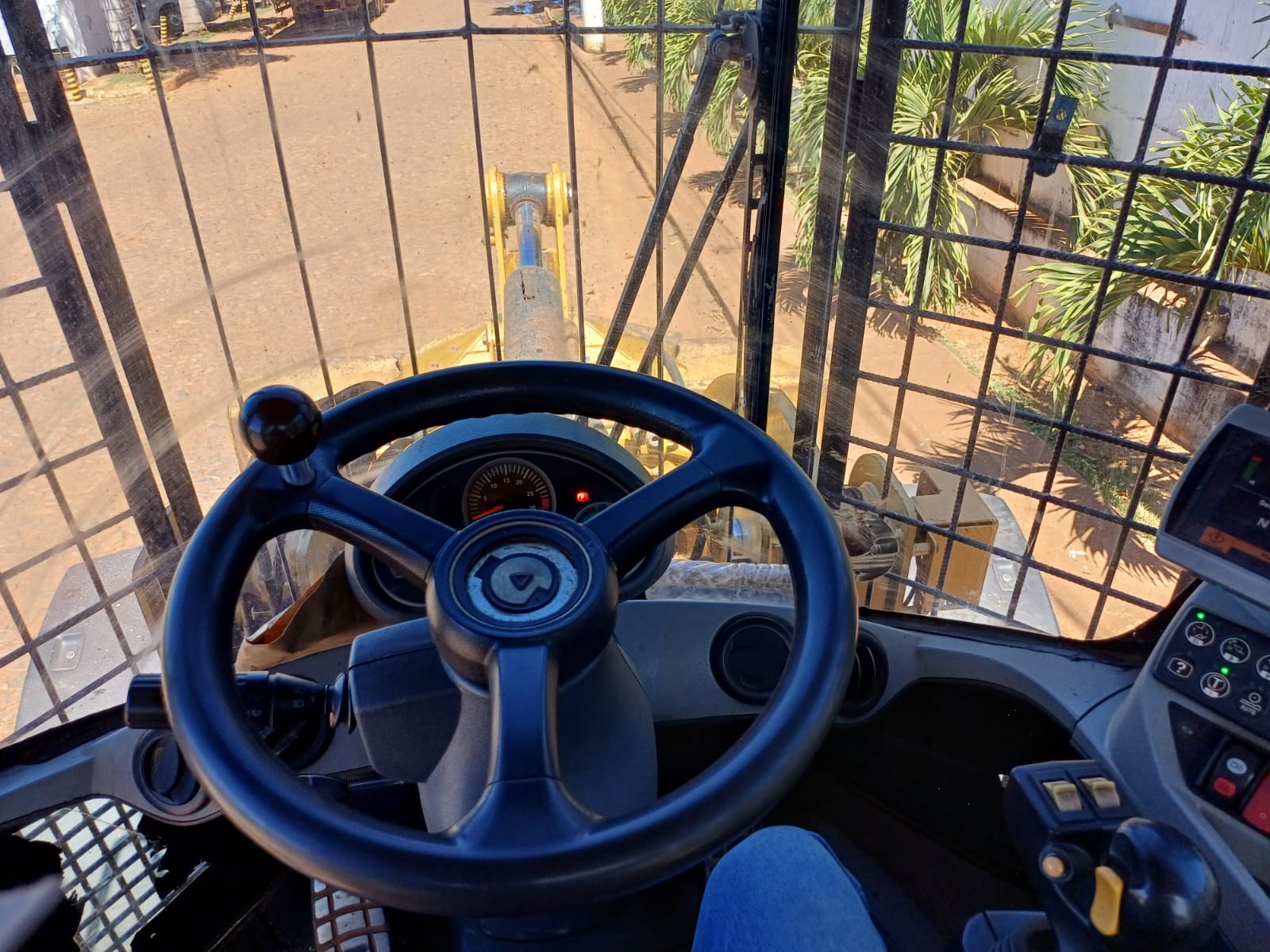 CATERPILLAR 924K – OPORTUNIDADE IMPERDÍVEL - Imagem 3