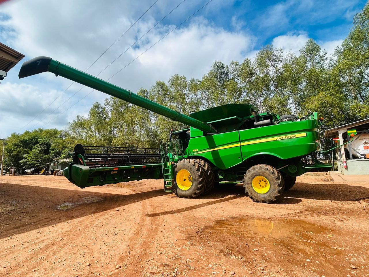 Colheitadeira John Deere S680 - Imagem 3