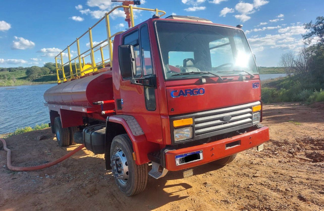 CAMINHÃO FORD 1617 – TANQUE 12.000 LITROS - Imagem 4