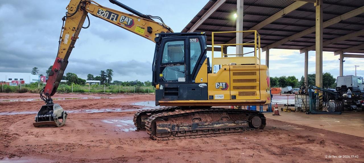CATERPILLAR CAT 320 FL – HARVESTER & CARREGAMENTO (DE FÁBRICA) - Imagem 4
