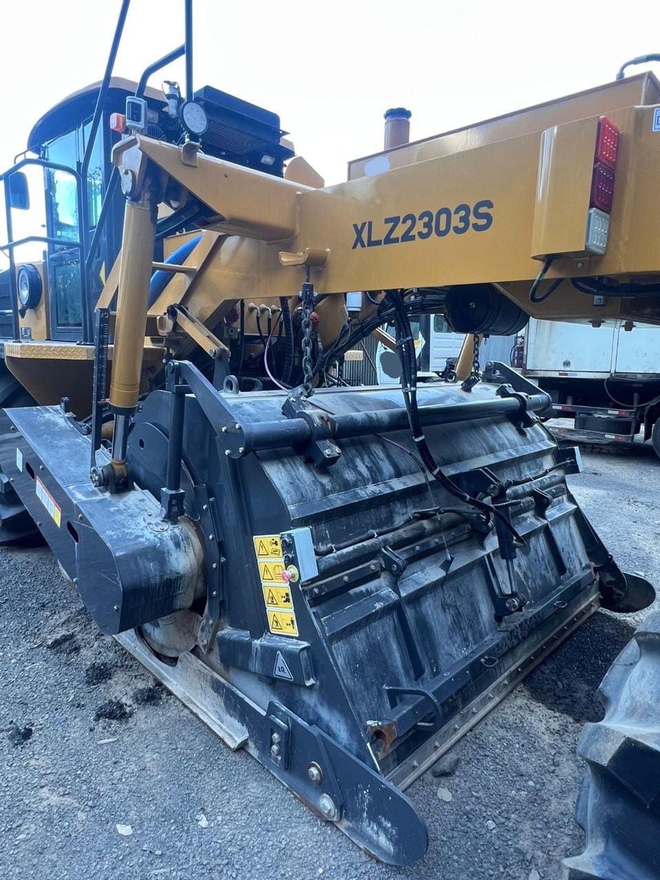 OPORTUNIDADE | RECICLADORA A FRIO XCMG XLZ2303S | ANO 2025 - Imagem 6