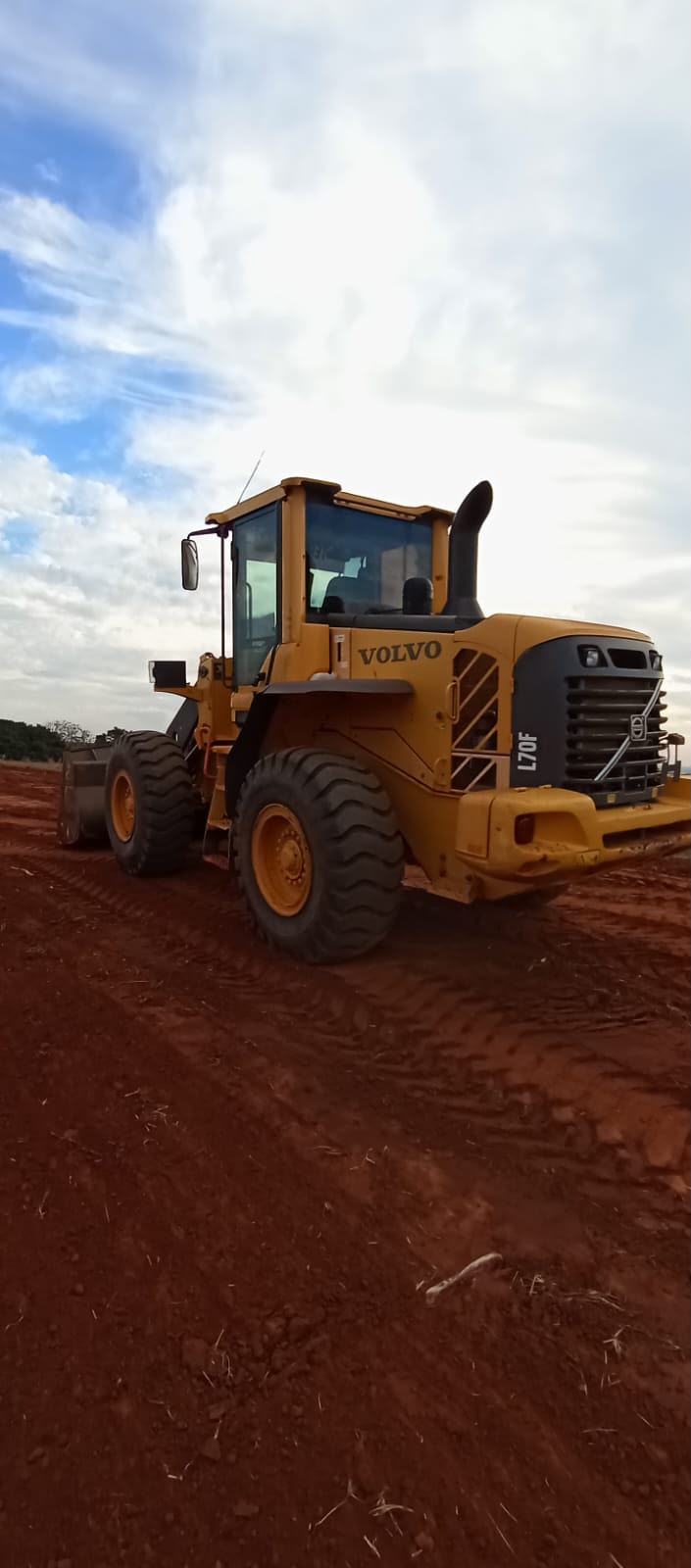 PÁ CARREGADEIRA VOLVO L70F - Imagem 7
